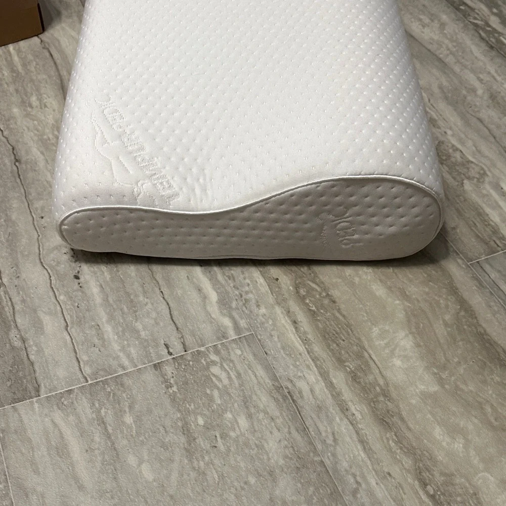 Tempur-Pedic Tempur-Neck Pillow NEW in Box - Picture 4 of 5